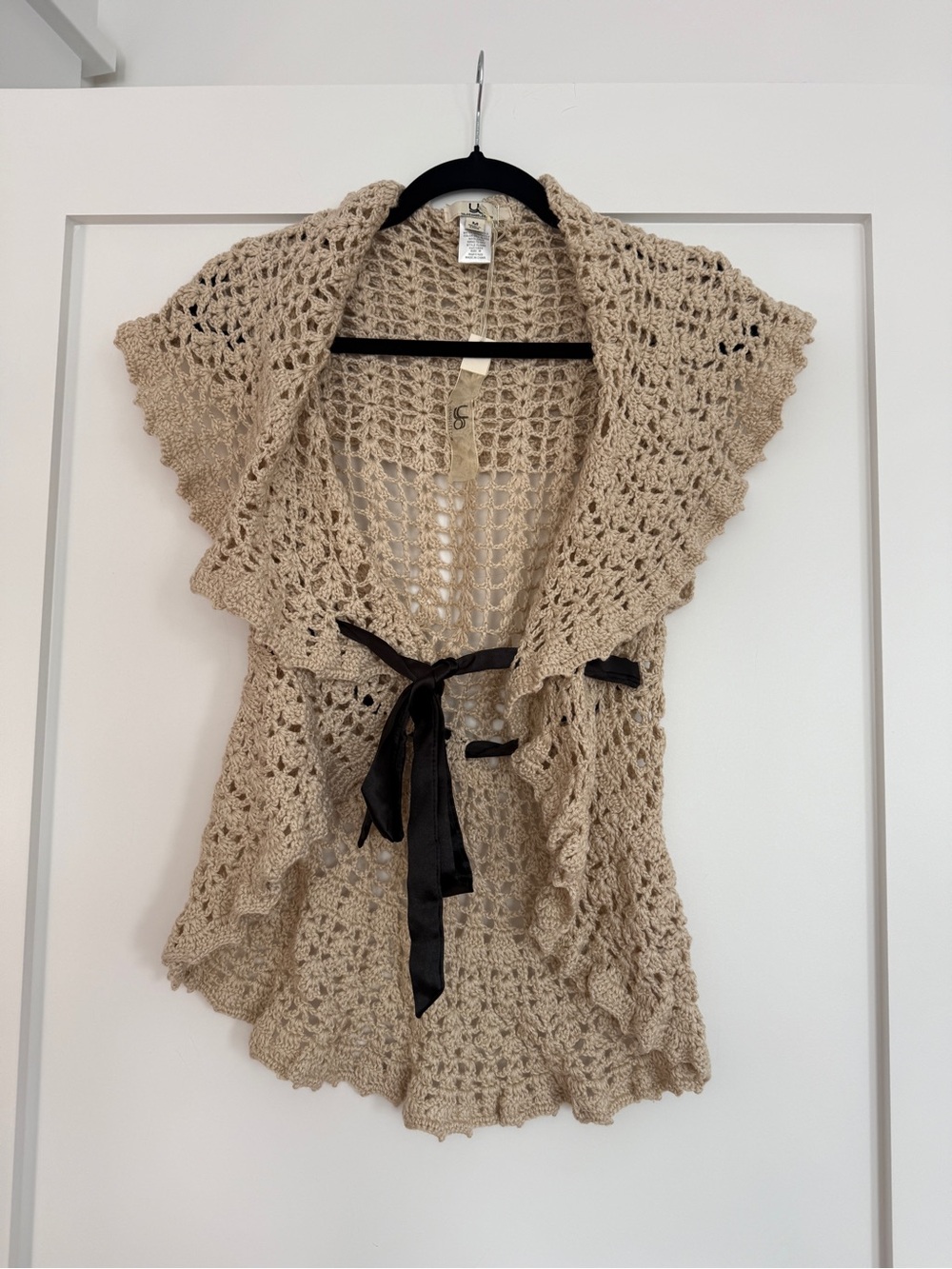 YA Los Angeles Crochet Knit Vest with Satin Tie Belt Medium
